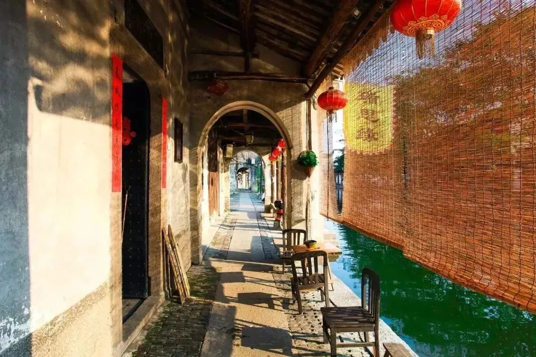 cf0ae2b3fb07b63caf8ce228c66373c2-sz_184408