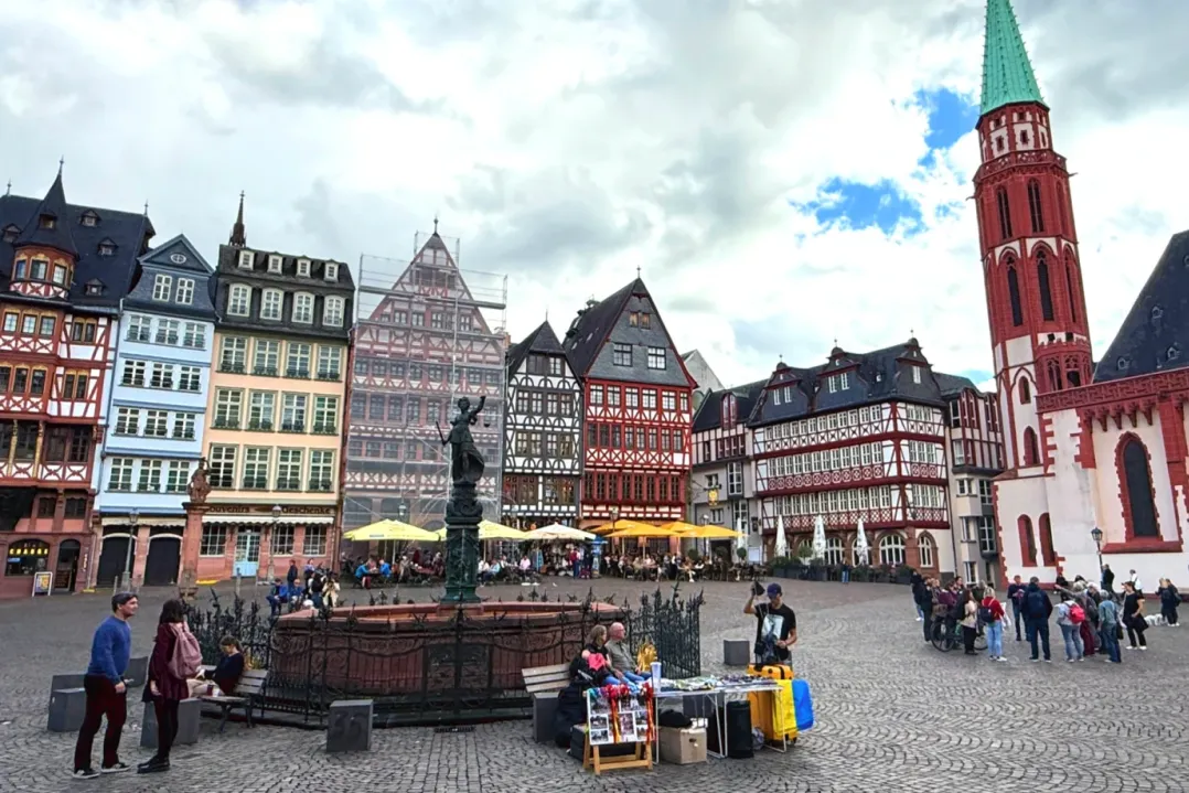 d2ece096888fc244dc2b8f96bad900d5-sz_2445540