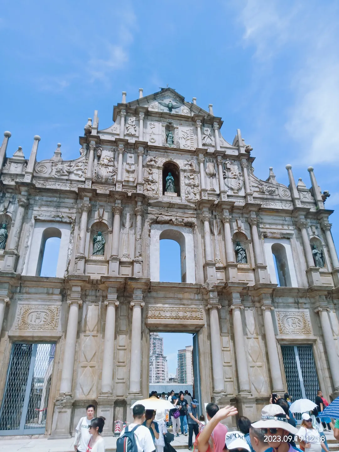 d2f5964d5bcf6d3e7d1218ca8e4b8a74-sz_947532