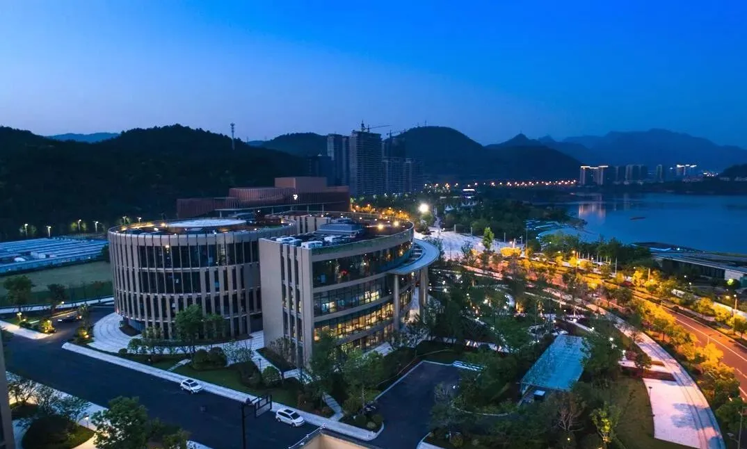 d6267461db6139bc24aacf5f4759b2f8-sz_1462943