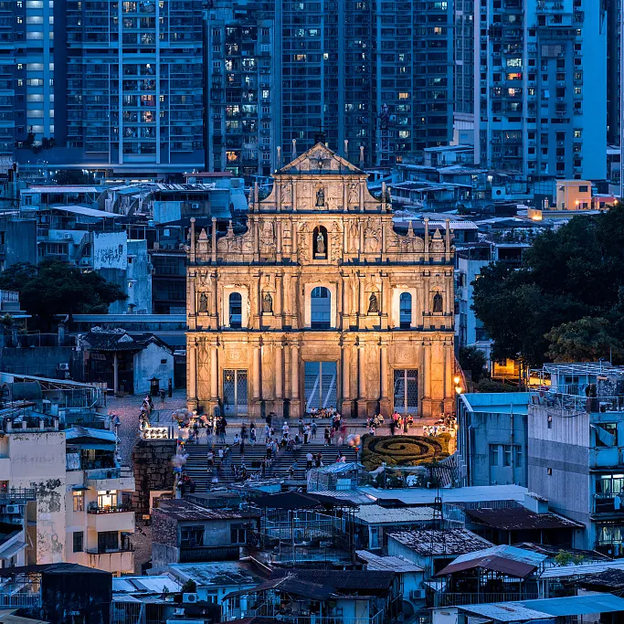 db5bf8737b8d6f8f37ef6587c94e52cb-sz_1086356