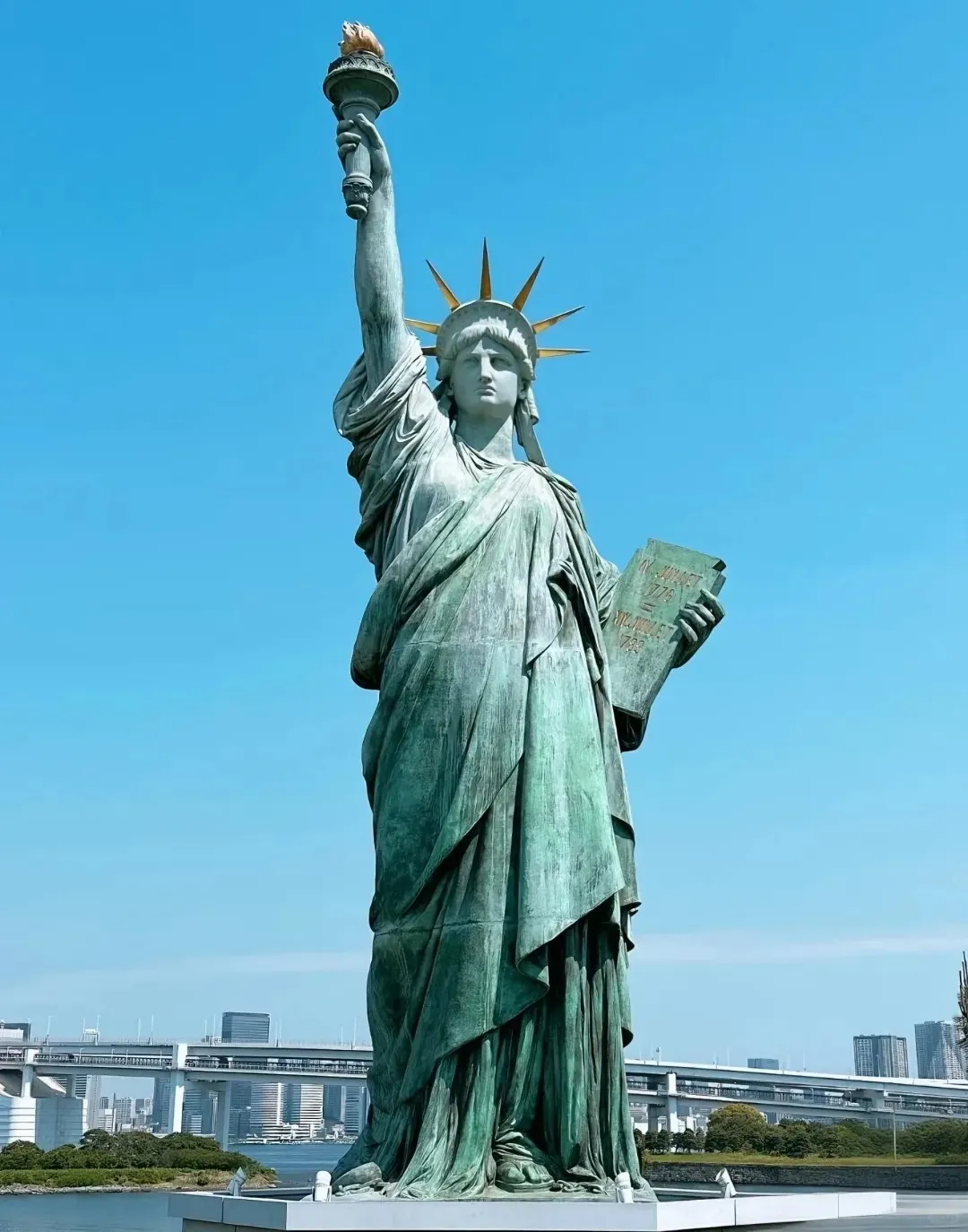 dfa5116067386b4922c4f99004965a8f-sz_232372