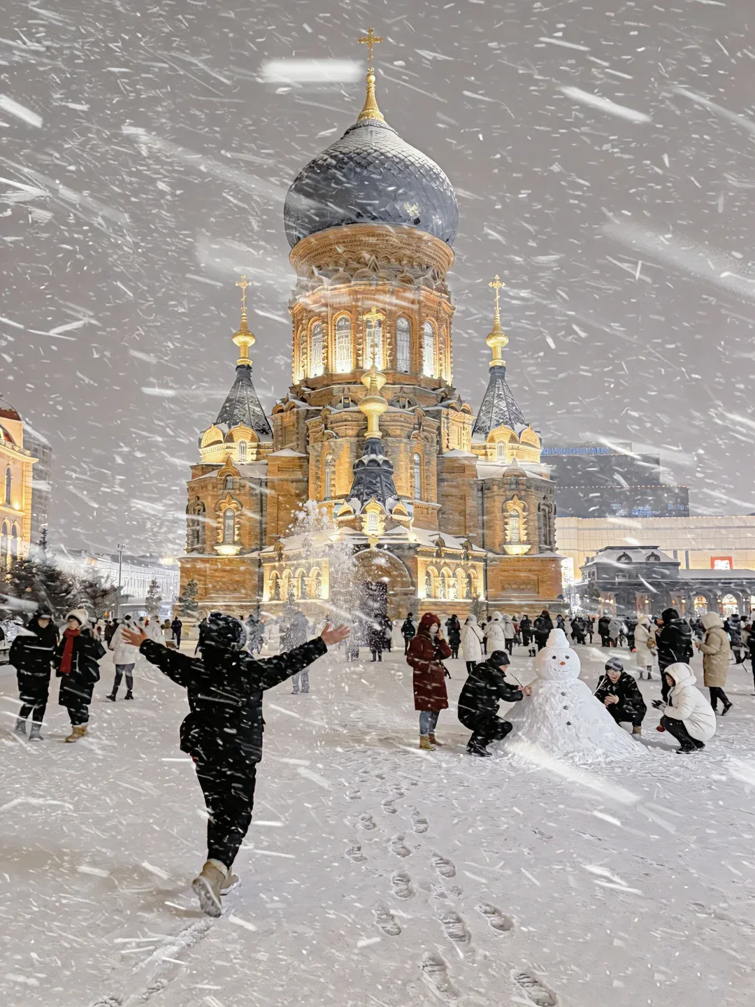 上海自组🌟包机直飞长白山✨【雪域拾光】全程不走回头路✨ 省时又省力✨ 升级1晚5钻2晚网评4钻赠雪乡航拍 长白山雾凇漂流/延吉/雪乡/哈尔滨6日游