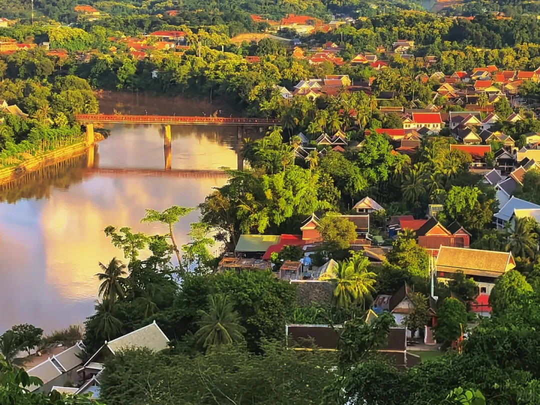 e1bc50e632a6a02e120156f5c40ff4cb-sz_4092655