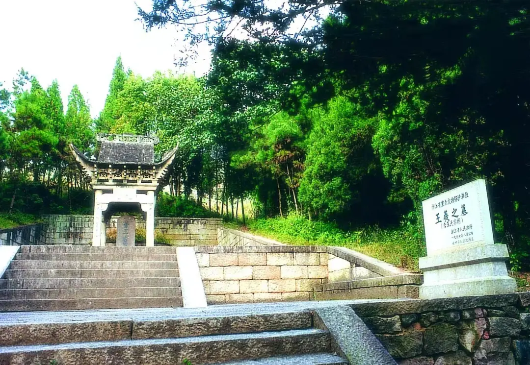 e235ada3c1edd8d4425c27947da225c2-sz_456106