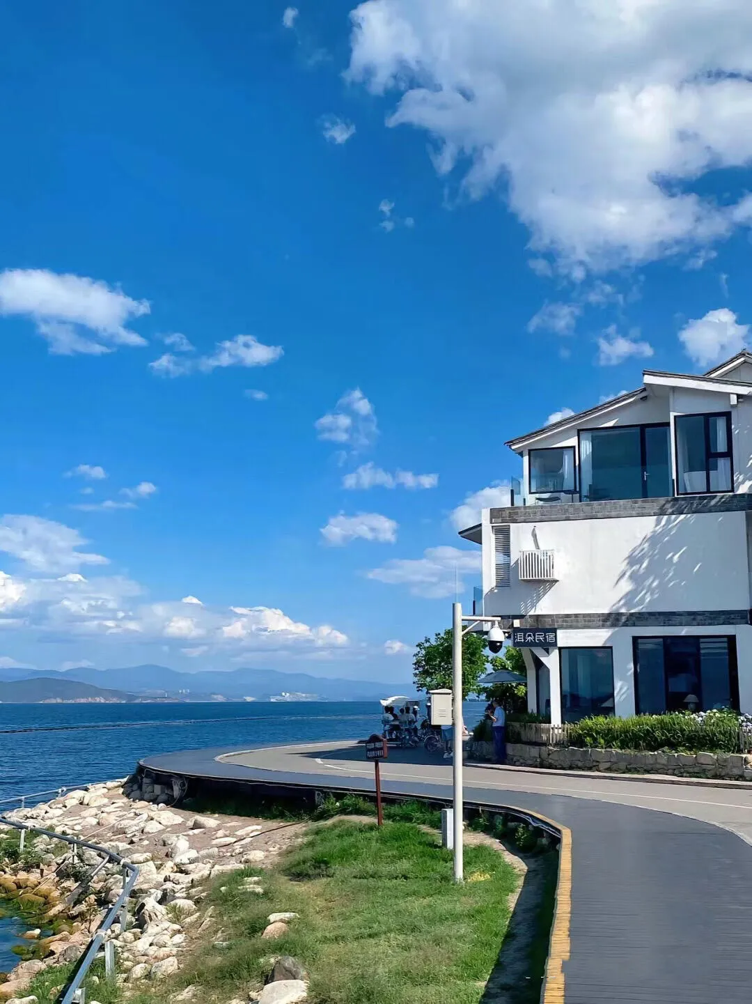 e4b557f64fe9a3673e079b4b5c23c7de-sz_328915-1