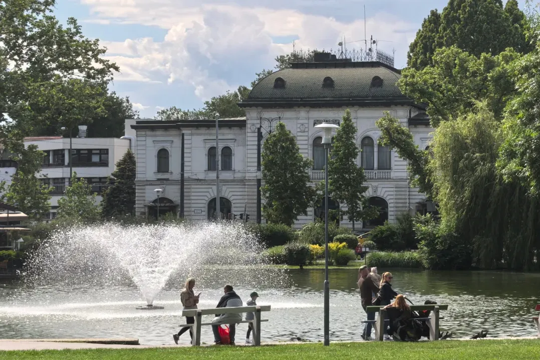 e5cc8802fc3008feaf961885e6941673-sz_2610318