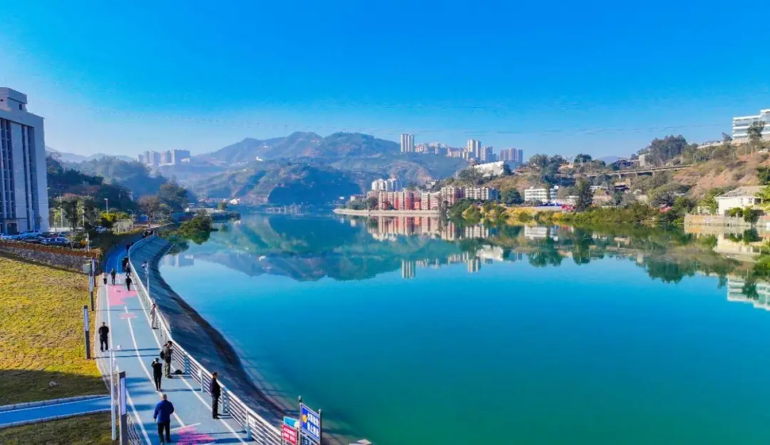 e7a34ad5bccd6865d91f28bd04ac0f4c-sz_116536-1