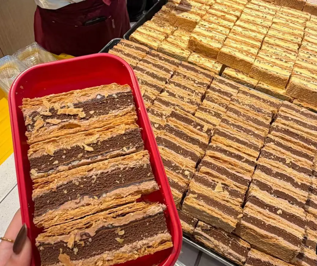 e99ec34be5f1a896290d5717af5fcbaa-sz_469841