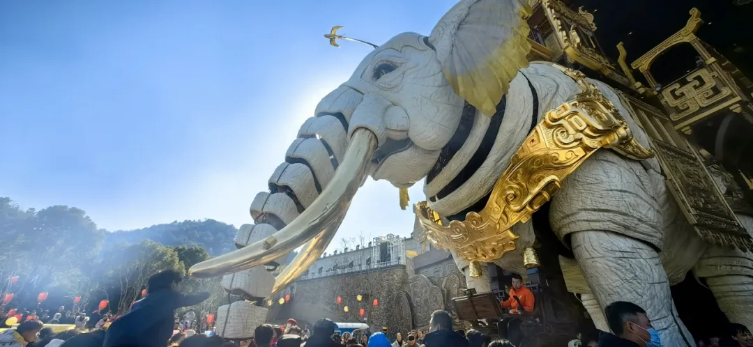 e9e9f3ac0f19f94bd6bbfbfab0d94438-sz_425294