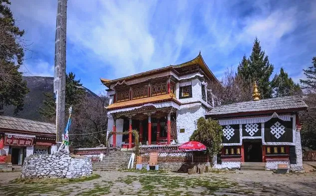 ea238287a481cd1574cd0d31d966391b-sz_553423