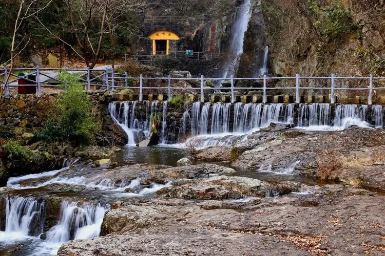 ea70318d68b323b2d723f15f5d82d3f8-sz_122404 ea70318d68b323b2d723f15f5d82d3f8-sz_122404