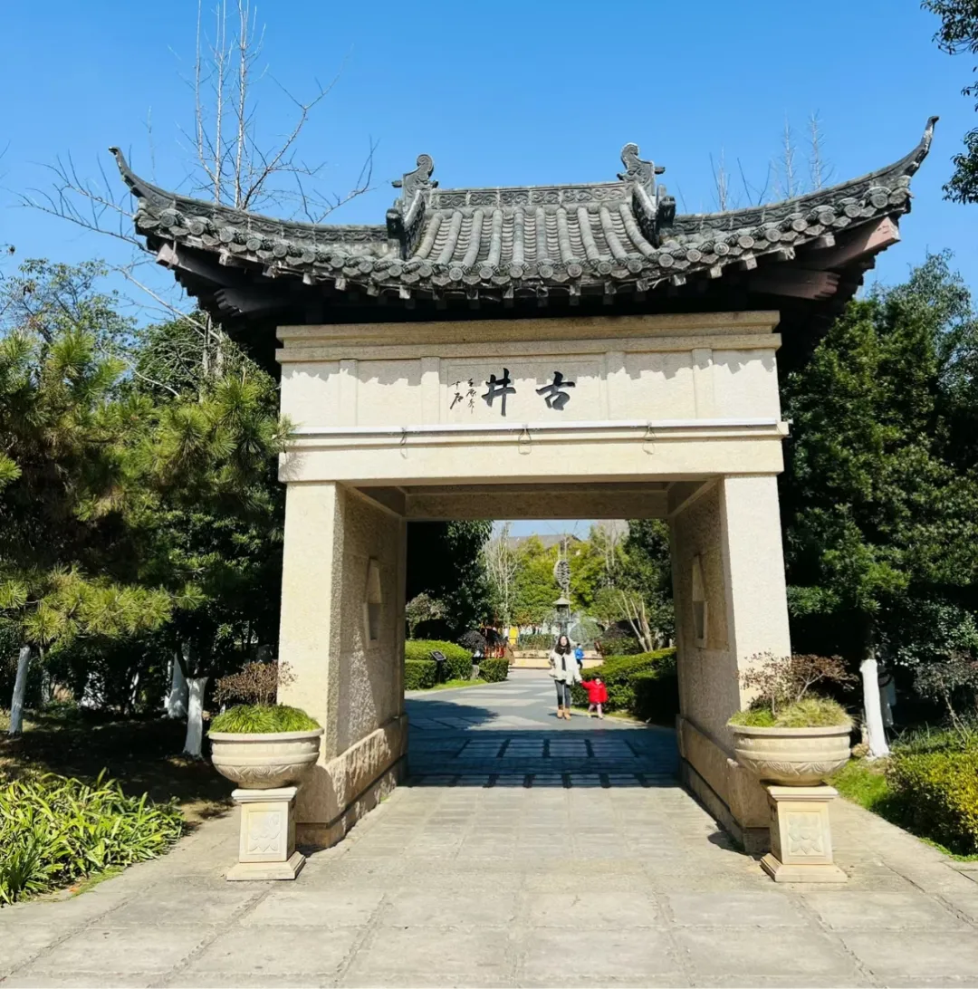 ec91f5359761d5b10bdada69e5c9b9cf-sz_1181400