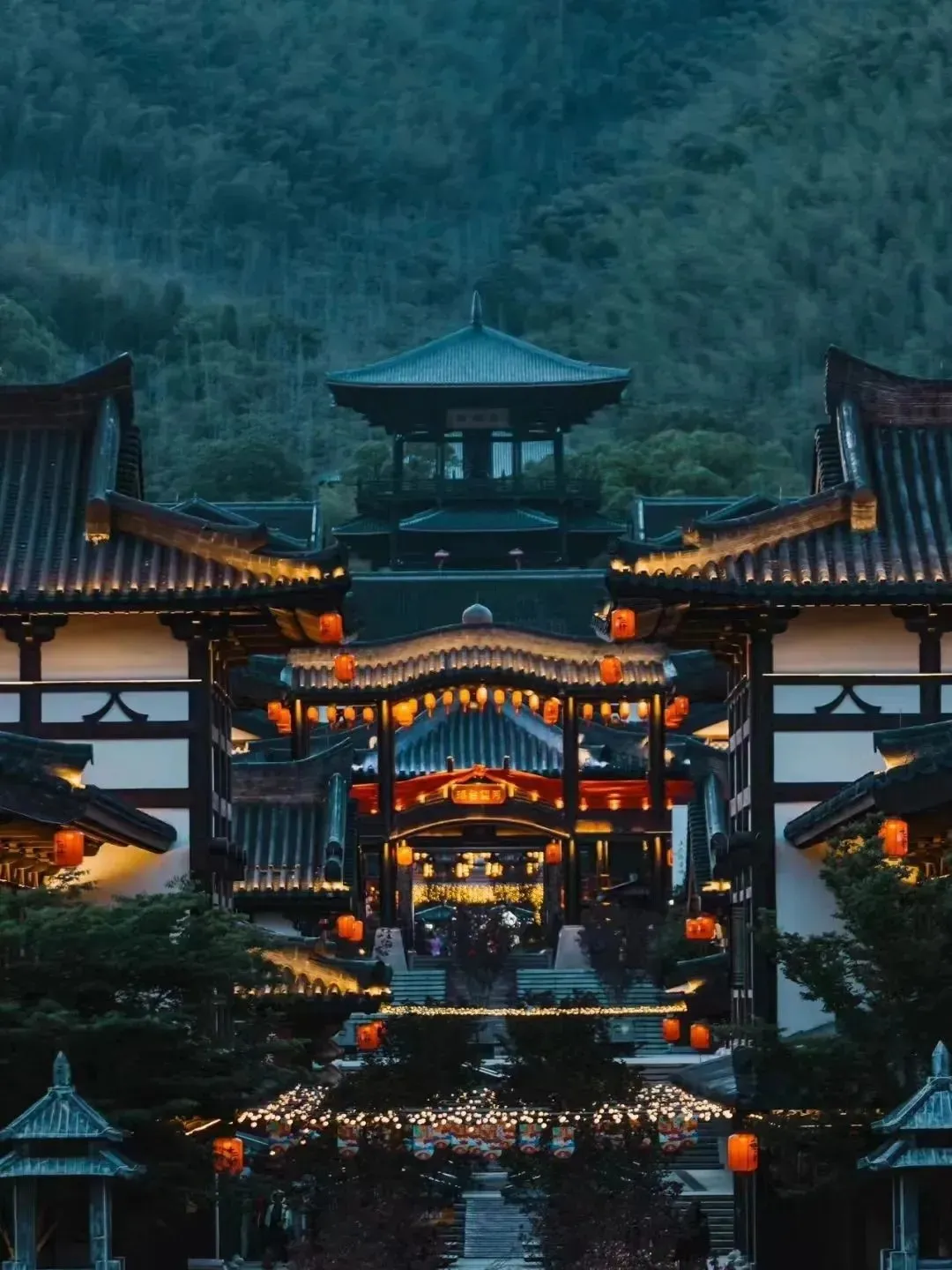 ecc17c8491d05fa13c42b324a60efbeb-sz_2003760