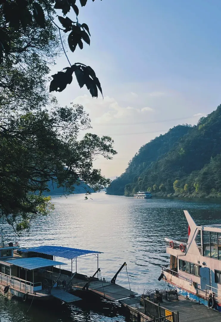 eda5bf2b5c0520f47e1e0c9a0e574f3a-sz_1873322