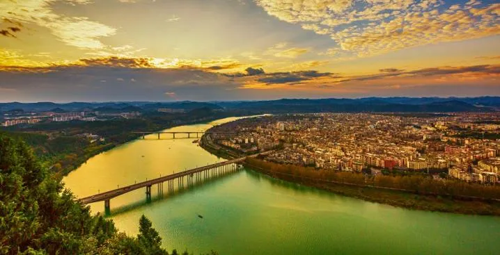 f318725dfdf2b3d8521656a676f6fac3-sz_426060