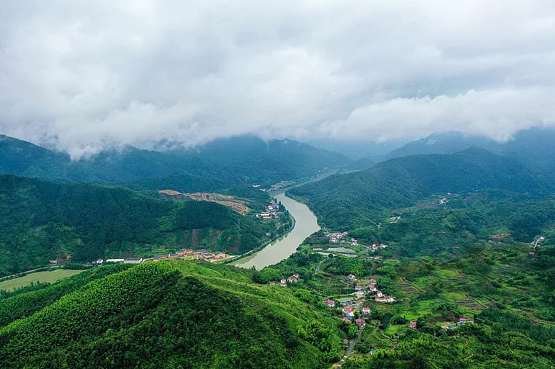 f3919555cd0afdbd0c4ebf851adfb498-sz_433936