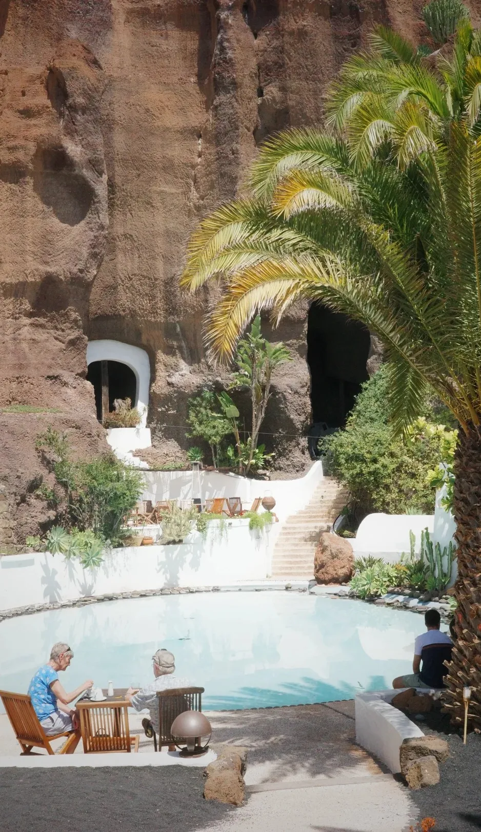 f3c377676d4de0c5ff71c1a14bb766e6-sz_684339