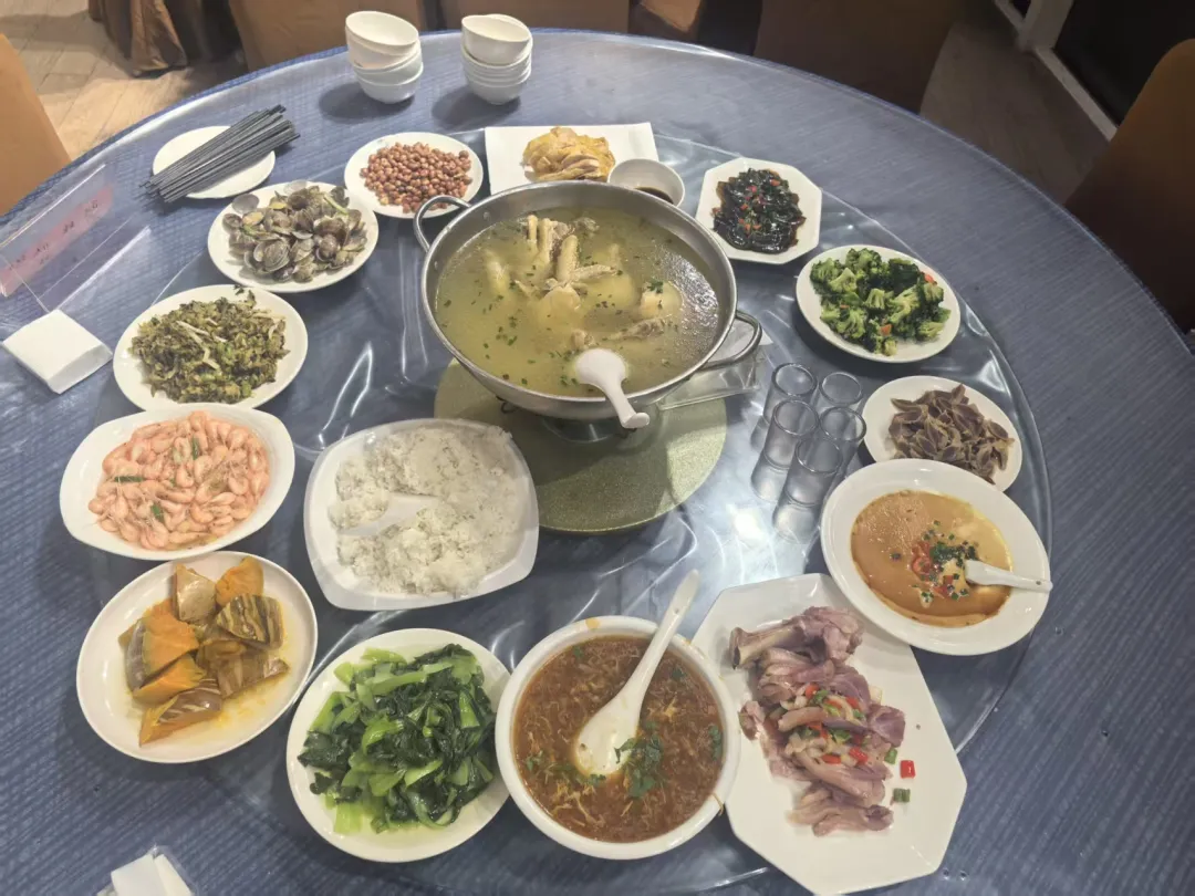 f3dda149f6e80e076bb00d70611bcabf-sz_1057525