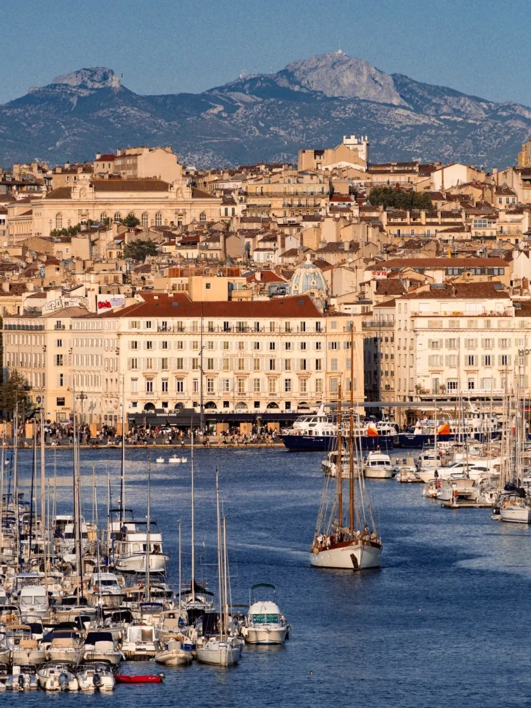 人生欧洲游+1！南法+西班牙+葡萄牙+加纳利群岛，内陆加飞，纯玩19天不进店，含签小送WIFI，全程欧标4钻酒店+中西餐，独家兰萨罗特岛&阿尔赫西拉斯