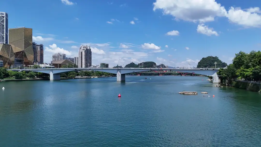 f85adfb7cdc94bf42338c1746fc420ed-sz_432957