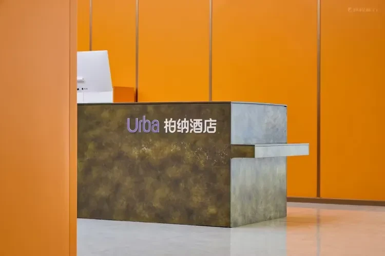 fdd5eba3b1a53e61058554fef8d68349-sz_106020