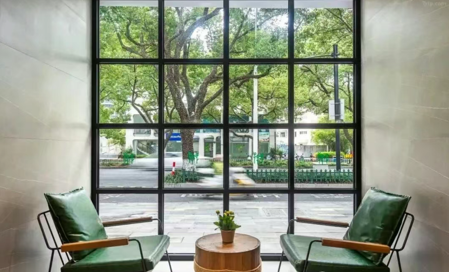 ffd89c02e86d5b8f7ab62377b956561f