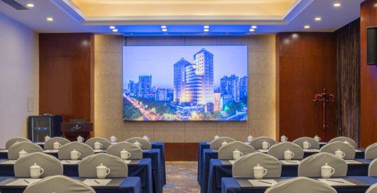 zpkaMueCWnh2UuojUbcNanLpGGVmjV5n