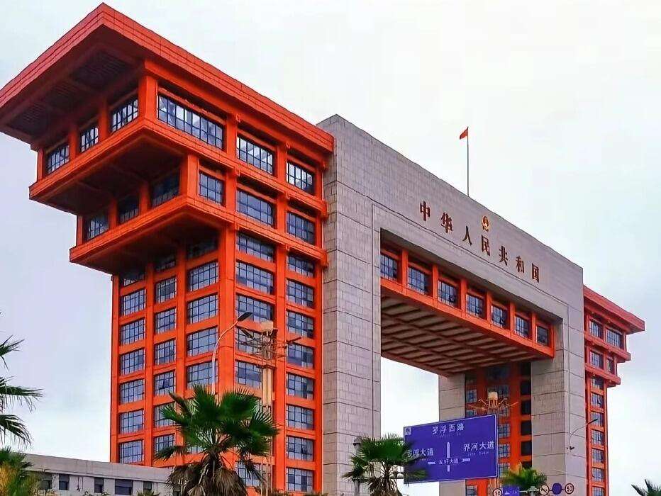 00000000AZugeFnjzcsYVXXx