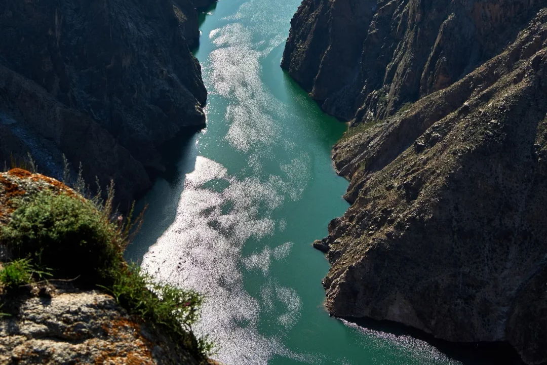 00000000DJYoWEQBVnWYWDqG