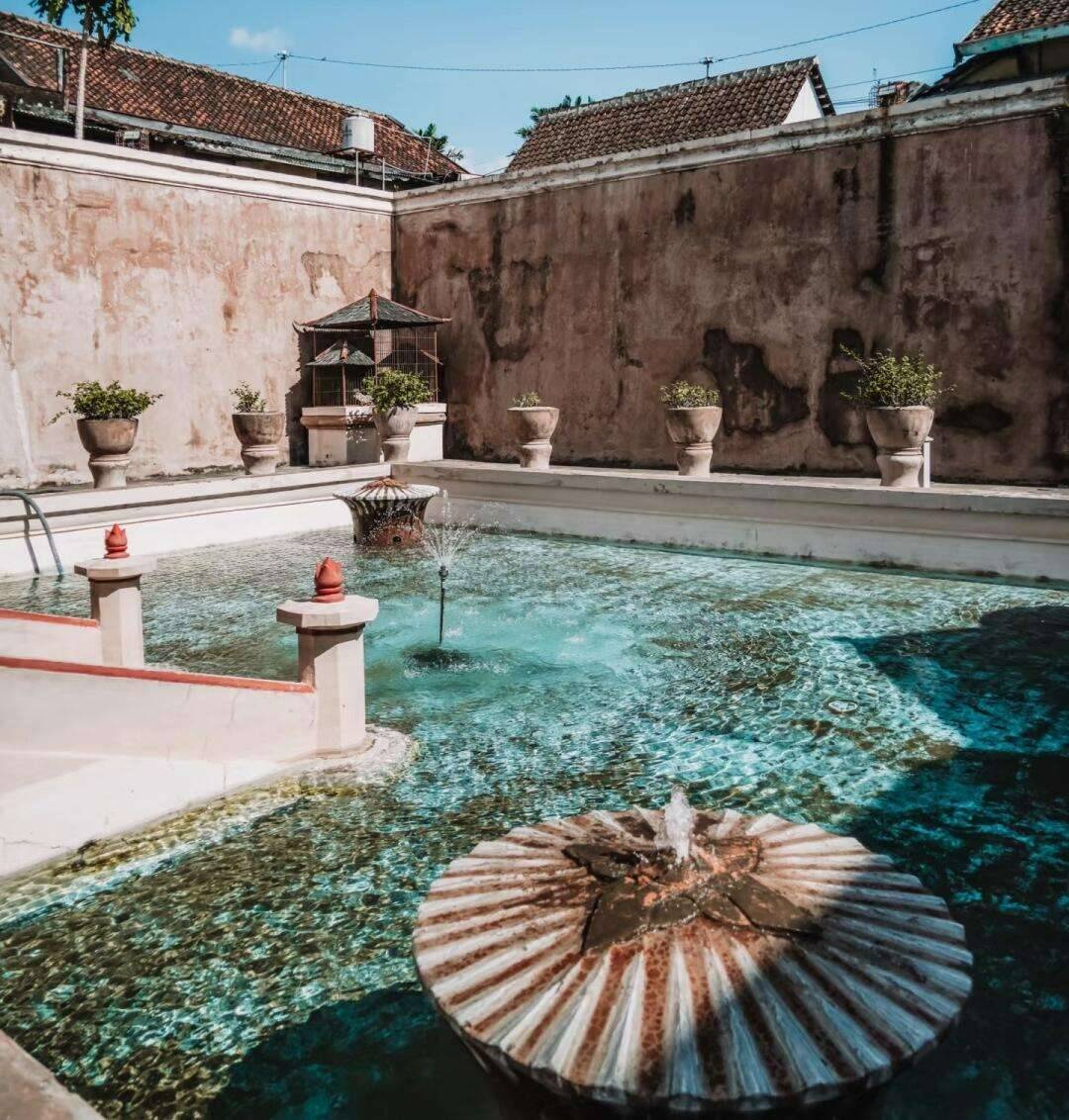 00000000GLzgJlNvLgZYpqLS