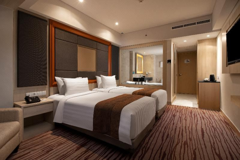 00000000GiFVcfmOitWVuiqT