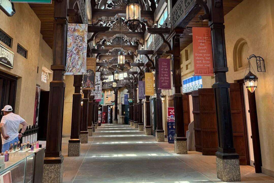 00000000GmnbusSzSTDkPLWZ