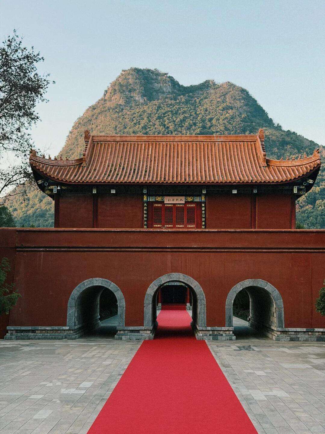 00000000HRshNexBWKqQsYIj