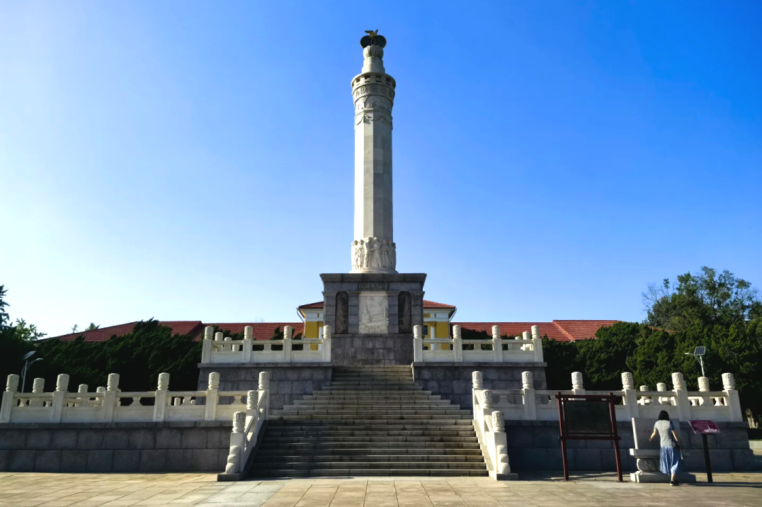 00000000JUkcyfUkAufsQZSr