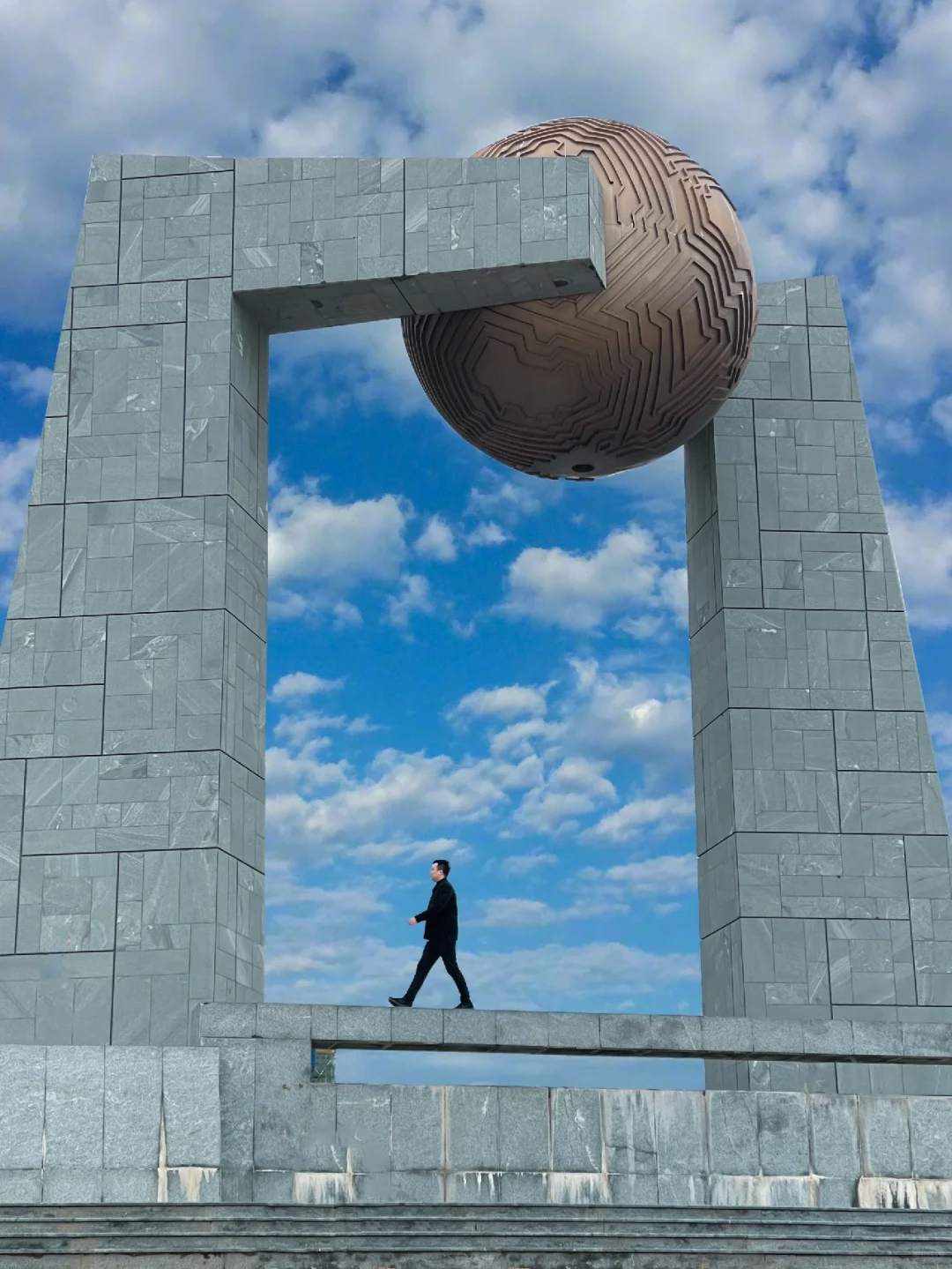 00000000KFRhstamVbAfgGwS