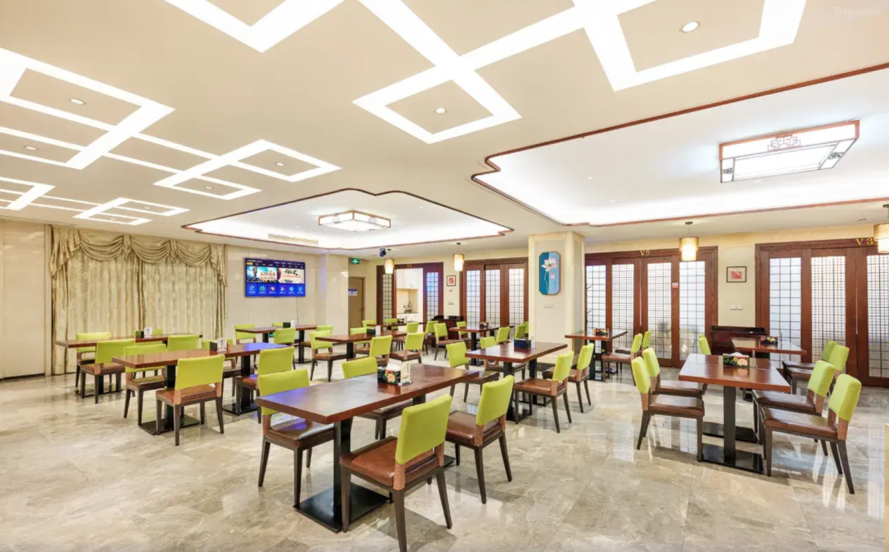 00000000OBPbUEuXpvvoZqVj