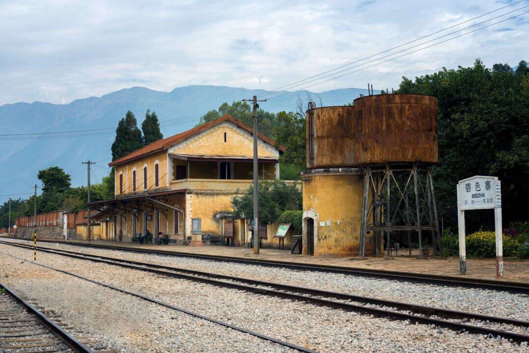 00000000QzMDuBeYpGfNIorV