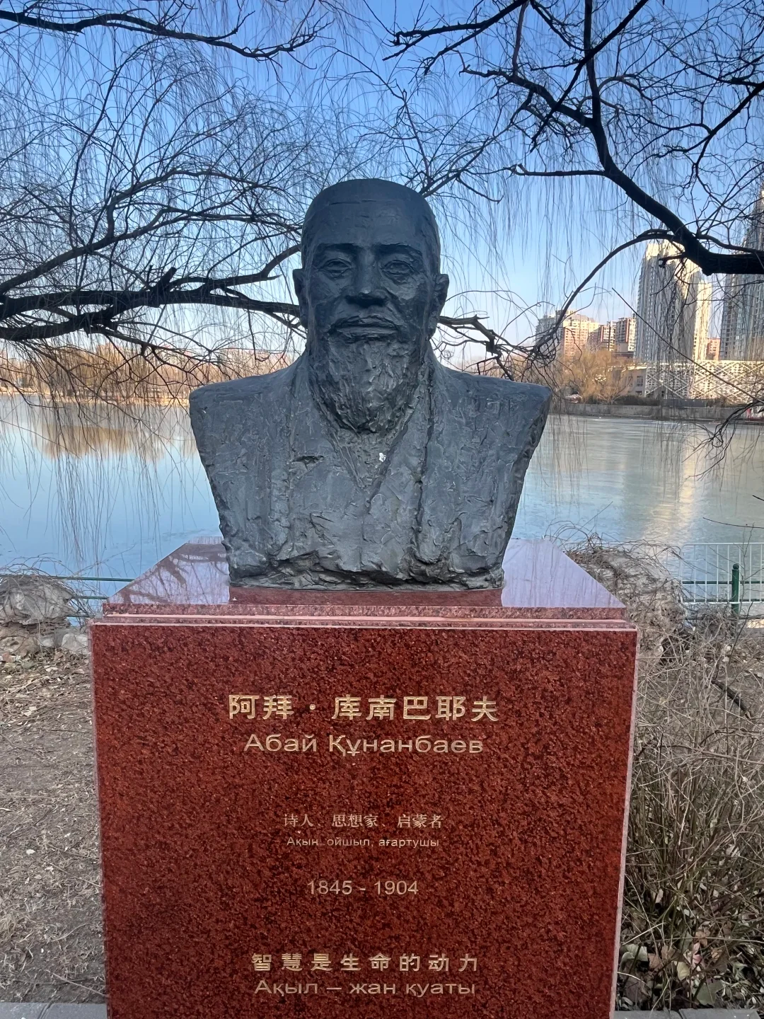 00000000SvDawCKlqJOIlBye