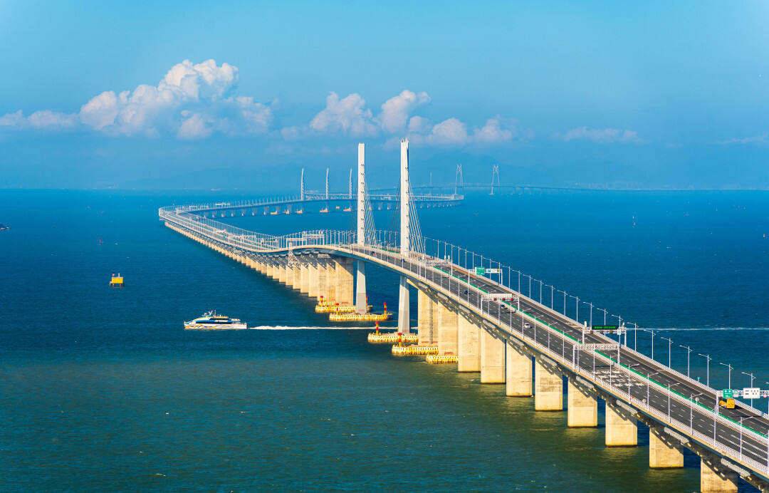 00000000UccLiPCFXFawoHVL