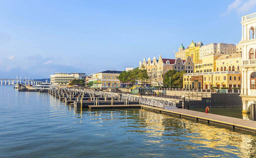 00000000VUBwntsuIzyotzKo