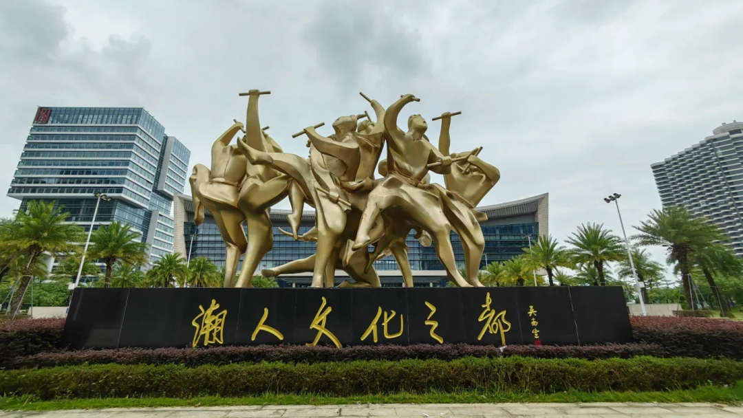 00000000WYcCziRhdPeUvkgh