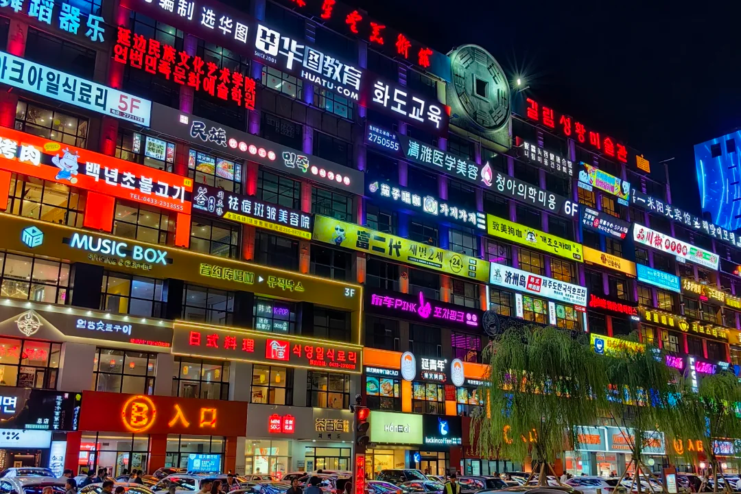 00000000XicFHrTqDUSiZeDM