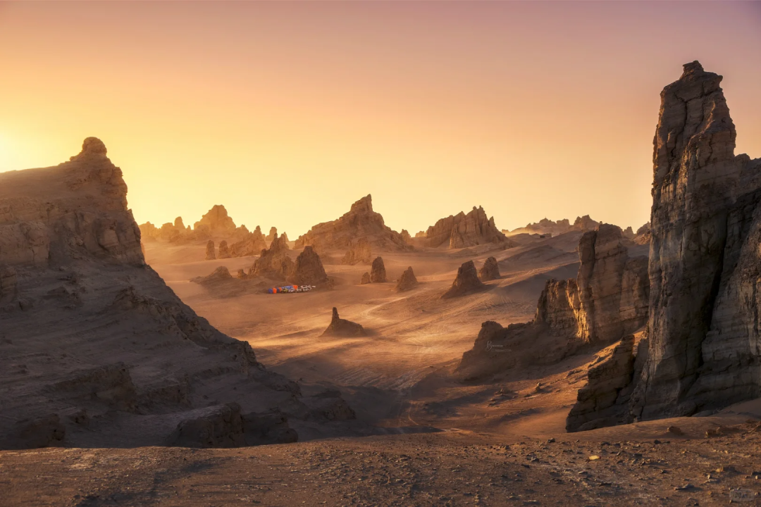 00000000aBBhSOBQqYkIdIKt