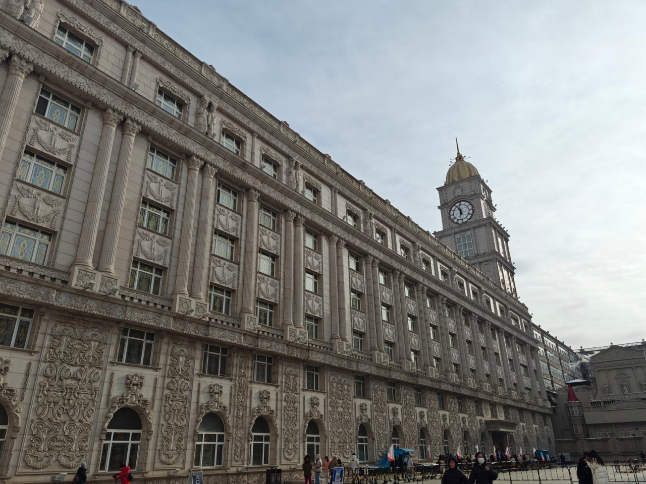 00000000hGfviROpZZCqBclI