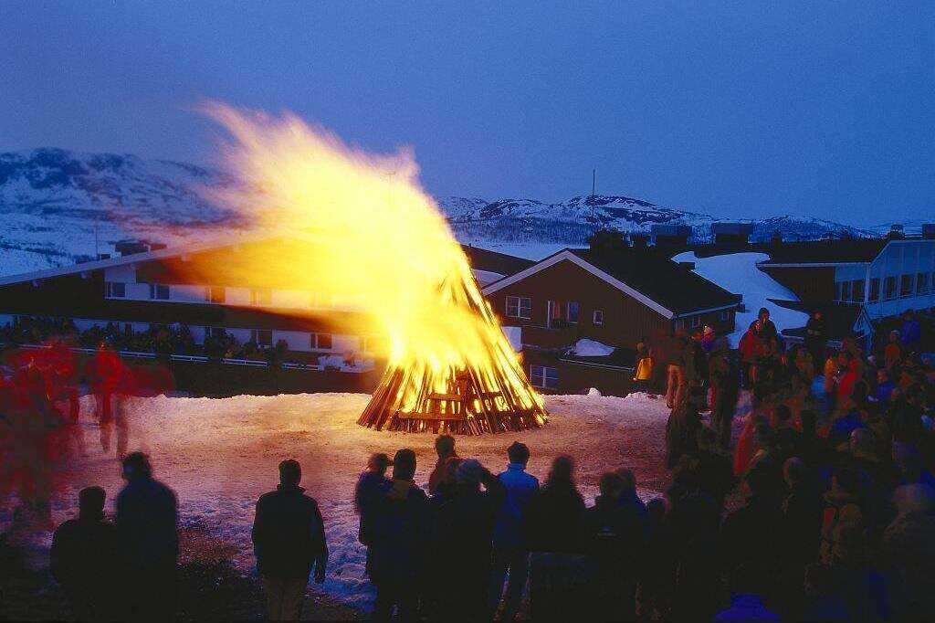 00000000hQFJrFpmkgIJNLEf