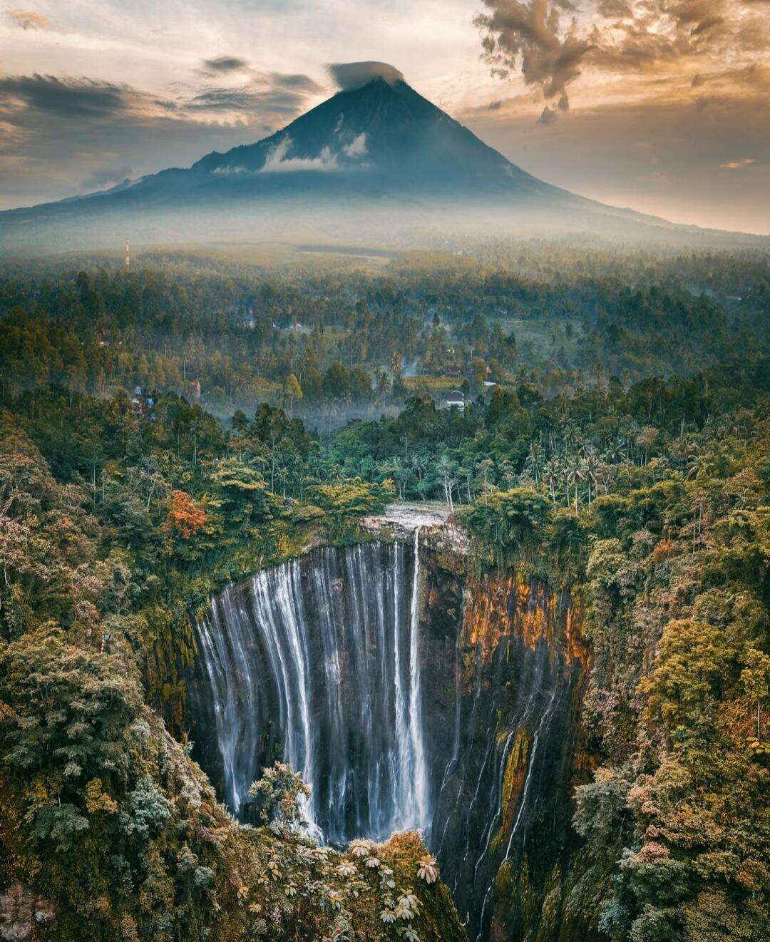 00000000mDdGucxzRmRAfako