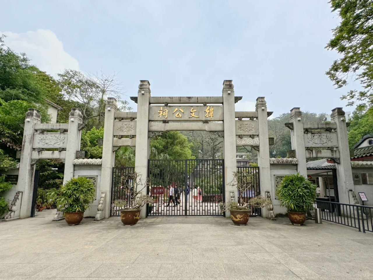 00000000uzfpxlMvazIxNYQC