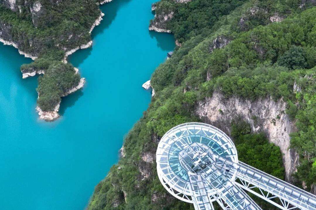 00000000xgDzGYBFnJmyeEsA