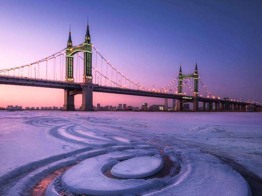 00000000zrIRCqooTtrtHYih